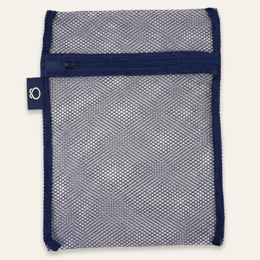Hairstrong Wash Bag — packshot